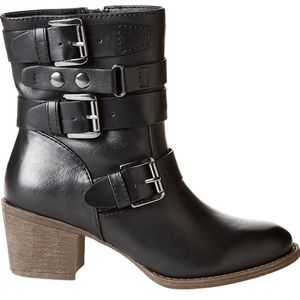 Ruff Hewn Black Ankle Boot 8.5m